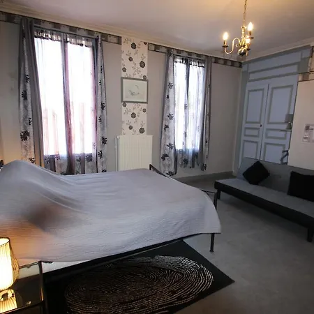 Domaine Des Roses 3* Vaudelnay