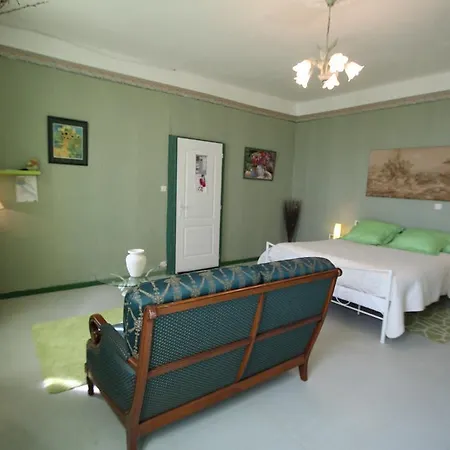 Domaine Des Roses 3* Vaudelnay